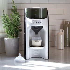 Baby Breeza Advanced Pro